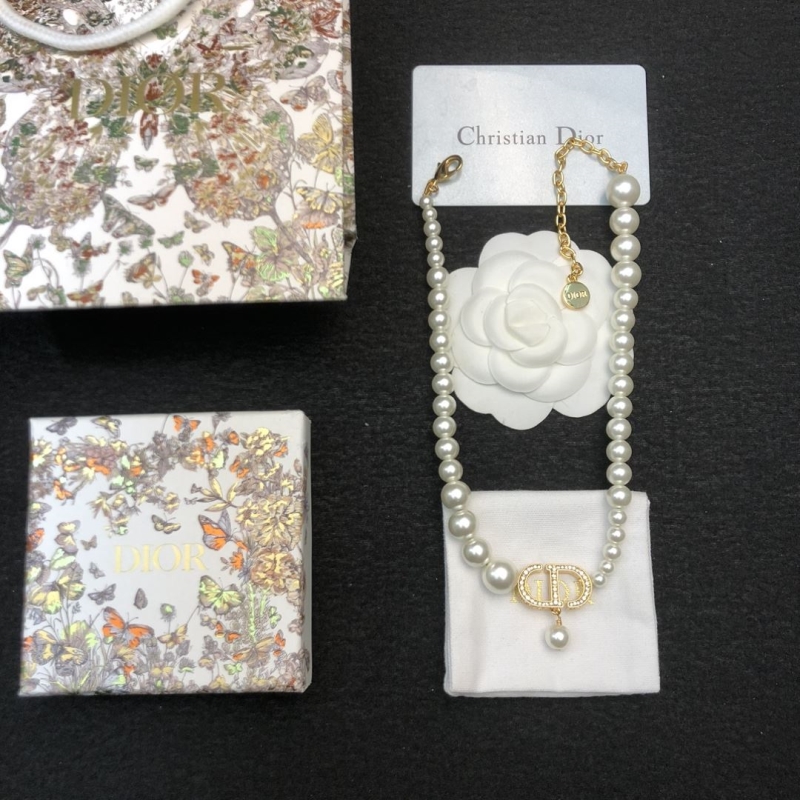 Ch**el necklaces